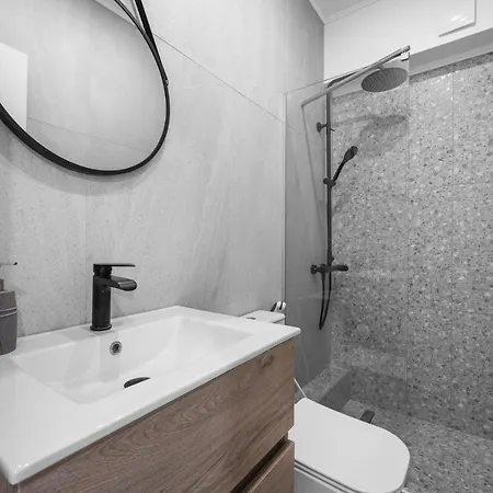 Urban Escape By Luxlikehome Appartement